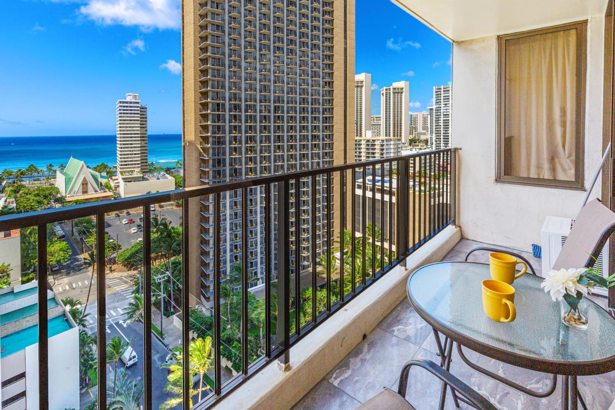 Renovated Ocean View Suite, Near Beach, Free Parking Гонолулу Экстерьер фото